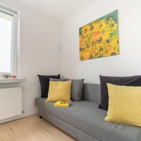 Legnicka Close To The Center Of By Rent Like Appartement *